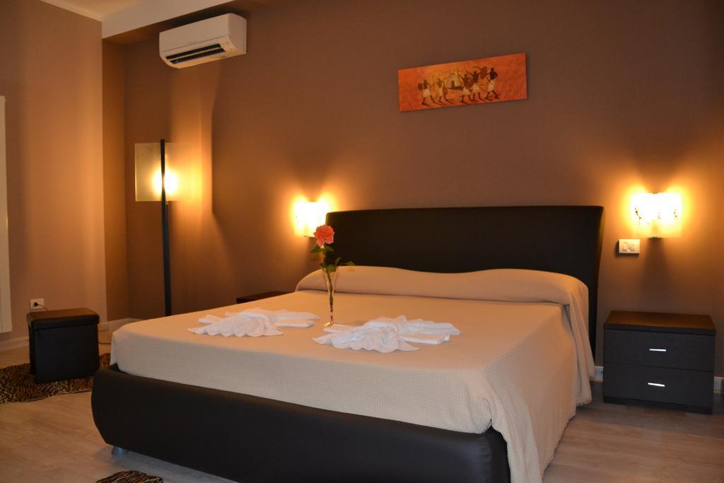 فيوميتشينو Fly In The World B&B الغرفة الصورة