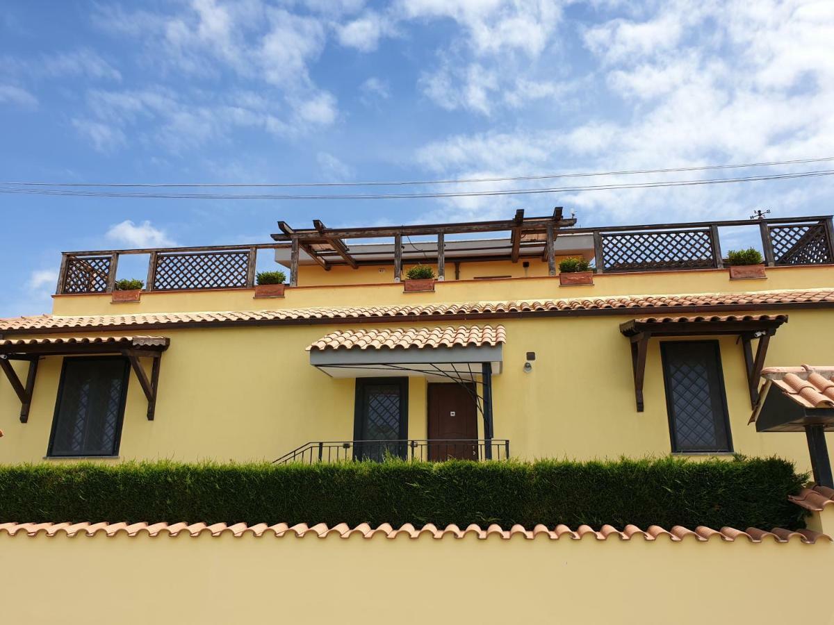فيوميتشينو Fly In The World B&B المظهر الخارجي الصورة